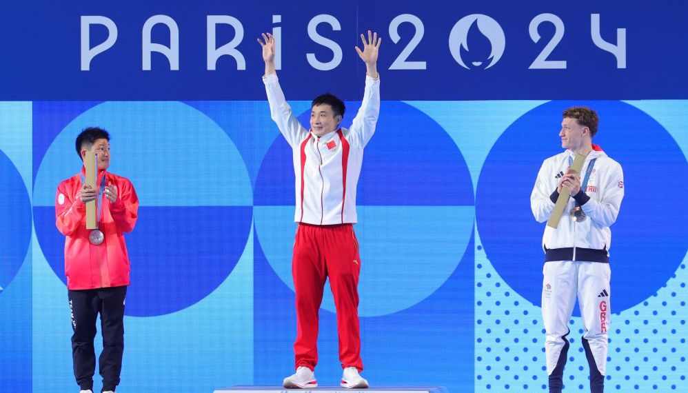 就在今天！26岁姆巴佩2球1助攻 创造69年历史神迹 帮皇马3-0复仇